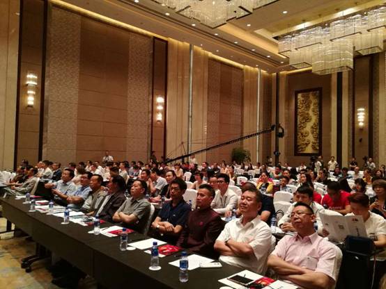 第三届海峡两岸中华礼仪文化发展论坛在南昌举行