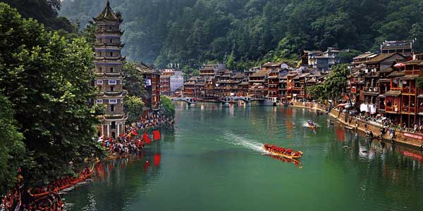 旅游发展 风景这边独好