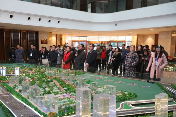 潍坊这个基地有魔力！两年吸引200家“大腕”企业入驻