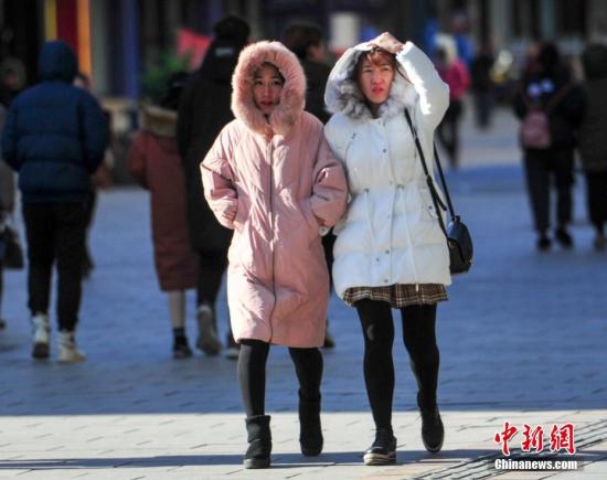 东北部分地区现较强降温 黑龙江吉林局地降12～17℃