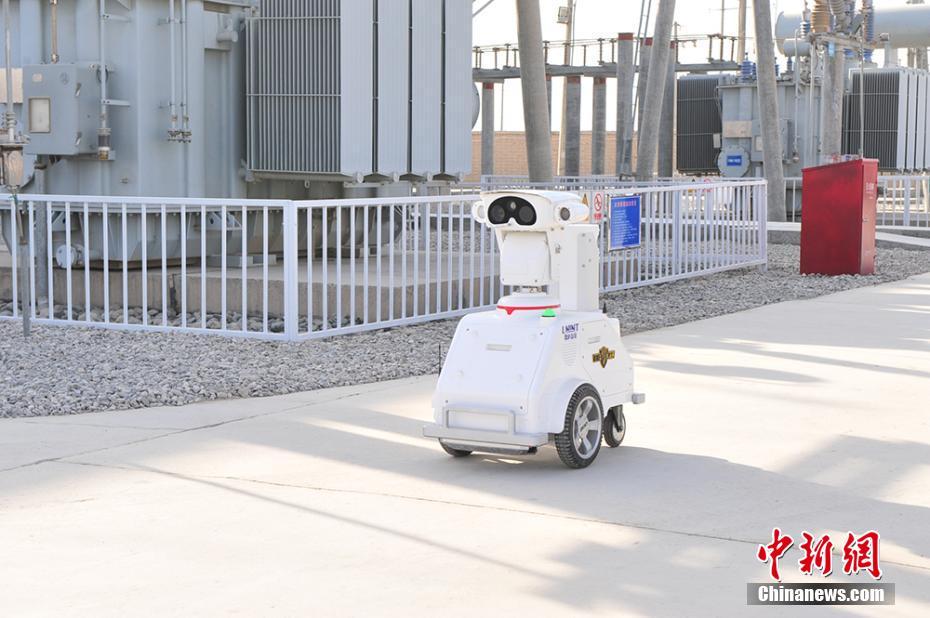 人工智能机器人进油田 巡视频率是人工的21倍