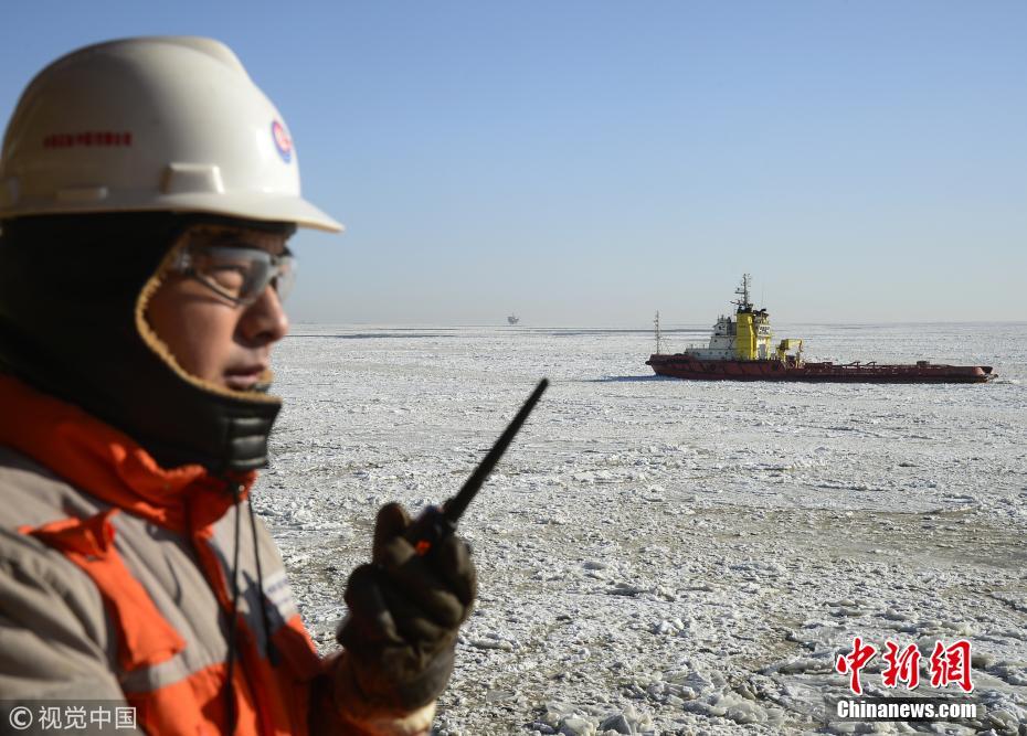 他们在中国最北海上油田“抗冰” 海冰撞击堪比地震