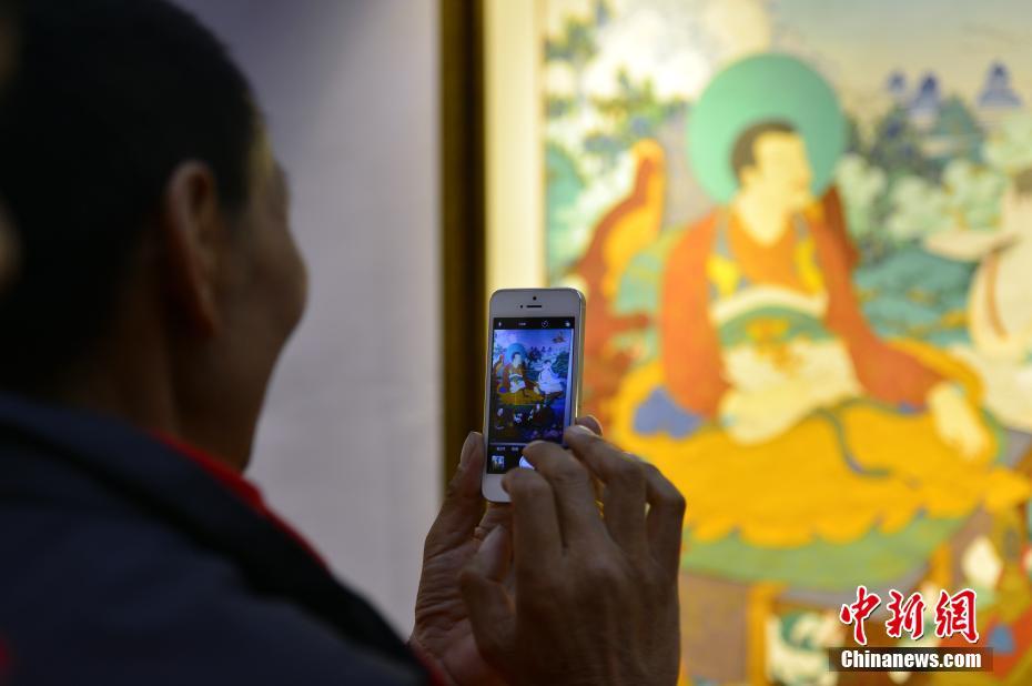 藏族百幅“勉萨画派”唐卡走进西藏“江南”