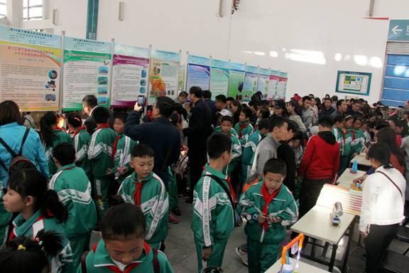 2000多件作品引爆第33届宁夏青少年科技创新大赛
