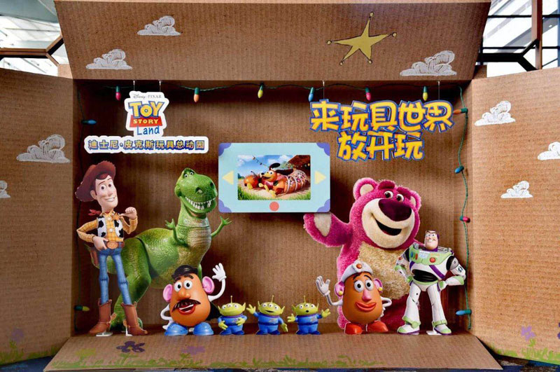 东航“迪士尼▪皮克斯玩具总动员”主题彩绘机正式发布