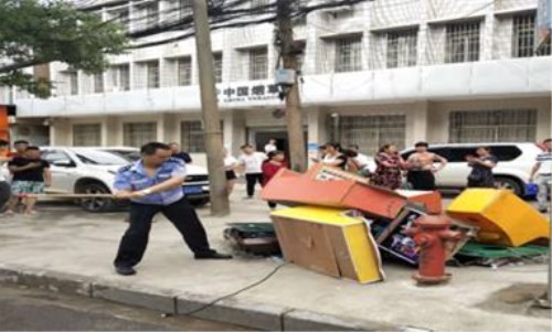 鄂州警方严打赌博违法犯罪 集中销毁7台麻将桌游戏机