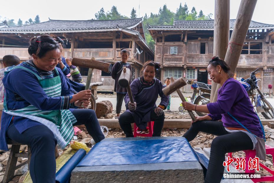 贵州侗族女歌师 传授侗族大歌43年