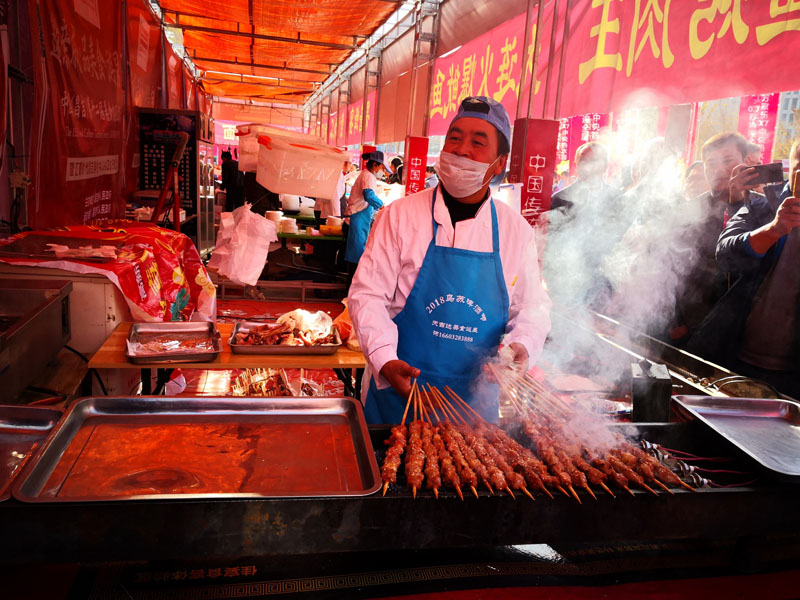 食客游人爱昌吉