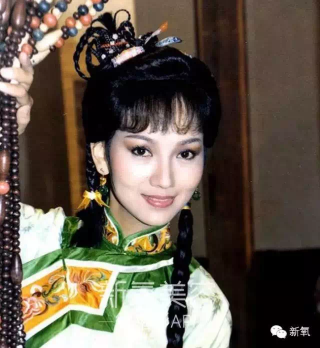 62岁“励志婆婆”为了见初恋，整容成16岁赵雅芝