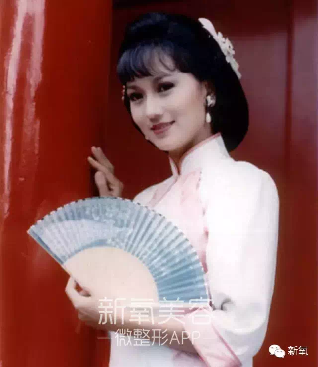 62岁“励志婆婆”为了见初恋，整容成16岁赵雅芝
