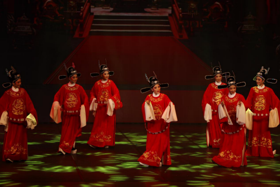 黄梅戏展演周在安庆开幕 8位“梅花奖”得主联袂献艺难得见