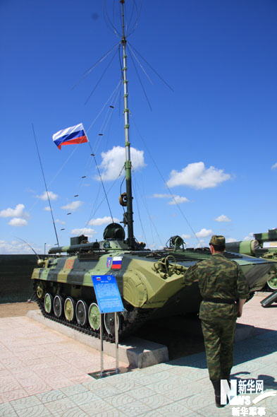 中俄展示陆战武器：中国新型红旗6D导弹亮相