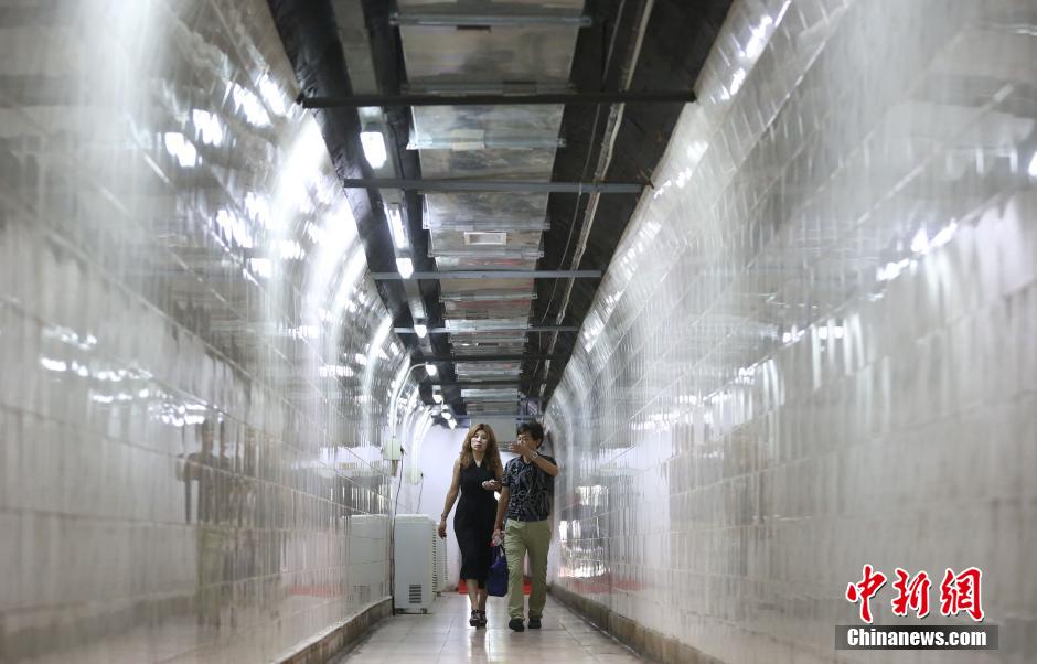 南京免费开放八大“防空洞”供市民避暑纳凉