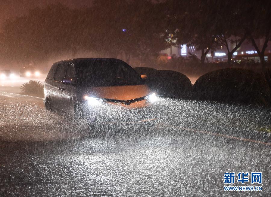 北京发布暴雨黄色预警信号