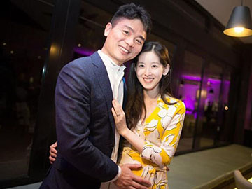 富商娶同学女儿 这些富豪夫妻也都是“老少配”!