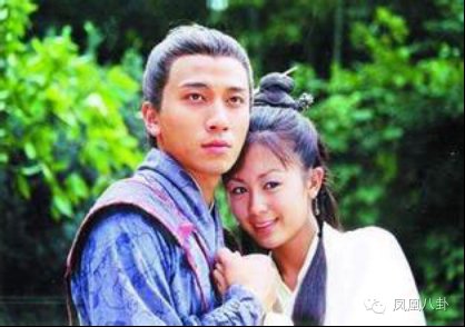 还记得《大唐双龙记》的师妃暄吗? 事业顶峰嫁