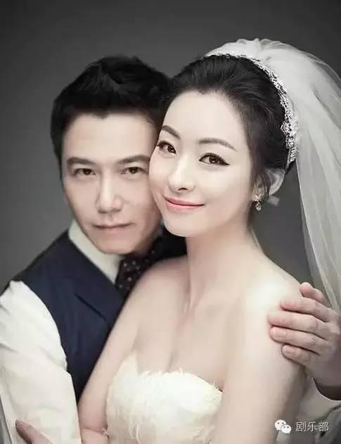 温兆伦婚纱照_温兆伦年轻照片(2)