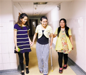 深圳援藏干部救助三名藏族伤残女孩纪实