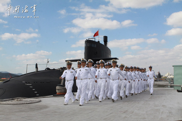 中国海军新型潜艇内部照曝光