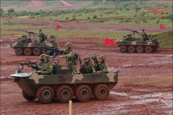 高清：驻藏部队列装新型全地形车 火力机动性大幅增长