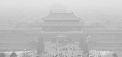 中央气象台继续发布雾霾黄色预警 多地遭遇严重污染