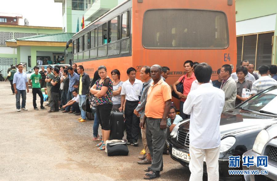 158名涉嫌在加纳非法采金中国人准备回国(图)