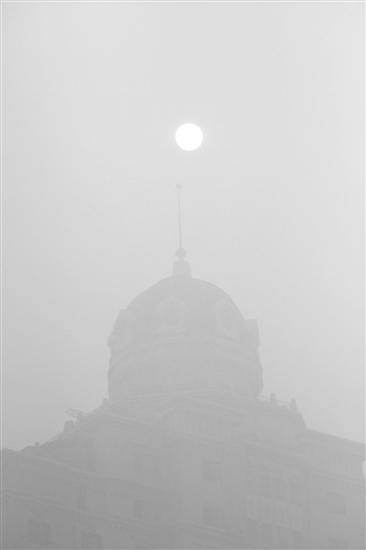 东北地区雾霾笼罩 黑吉辽分别发布大雾预警