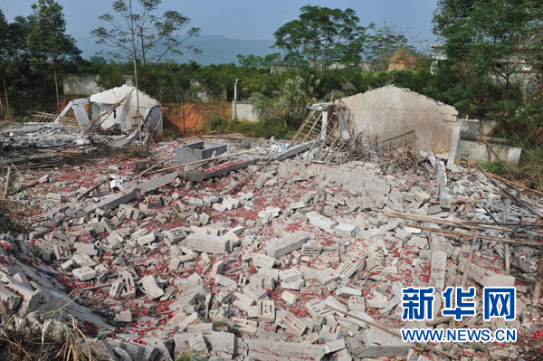 广西岑溪爆炸事故已致11人死亡 炮竹厂2名负责人已被控制