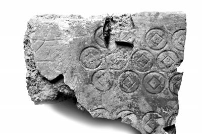 内蒙古发现汉代铸钱作坊遗址 发掘出140万枚古钱(图)