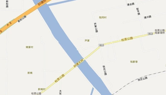上海松江斜塘大桥被撞桥墩开裂 双向道路已封闭