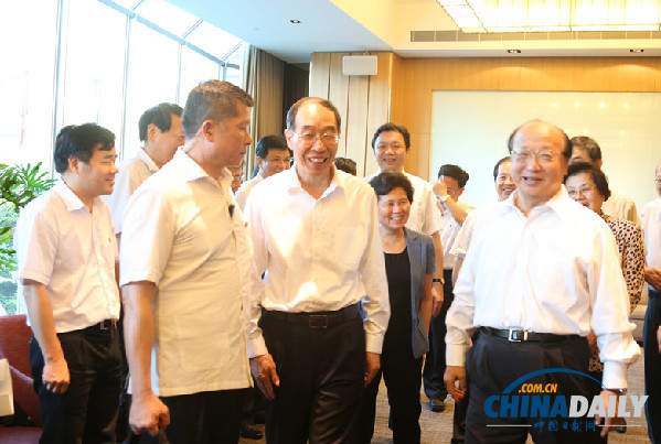 华东地区 7月8日,福建省委书记尤权率领福建省考察交流团往台中