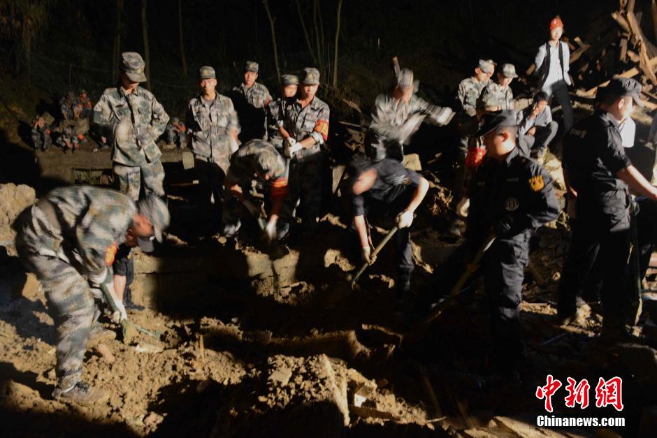贵州福泉发生山体滑坡 6人遇难21人失踪