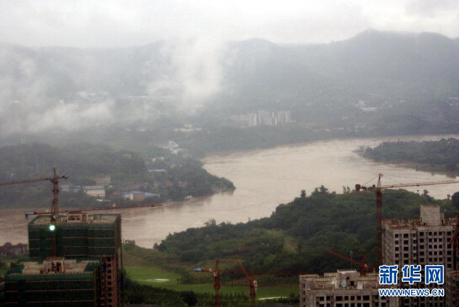 长江、嘉陵江今年最大洪峰过境重庆