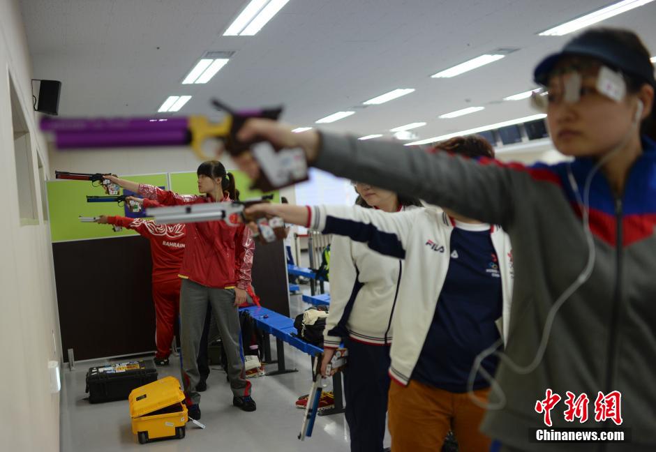 仁川亚运首金决出 中国女子10米气手枪摘金