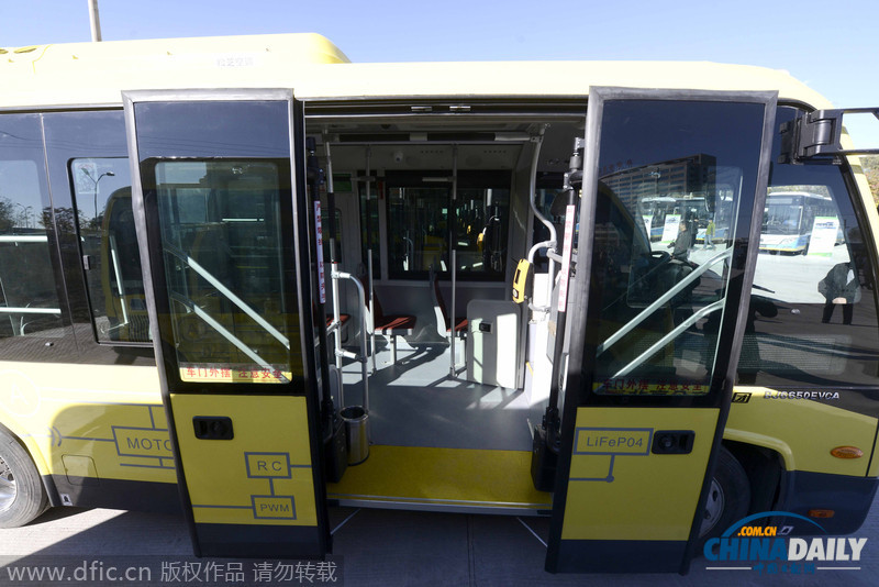 北京APEC期间怀柔投放6.5米纯电动“最短公交”