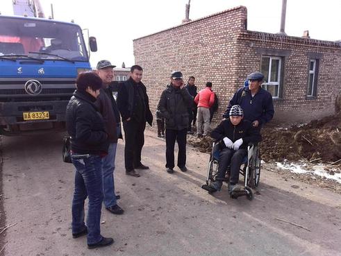 新疆加拉克村40户牧民有了电