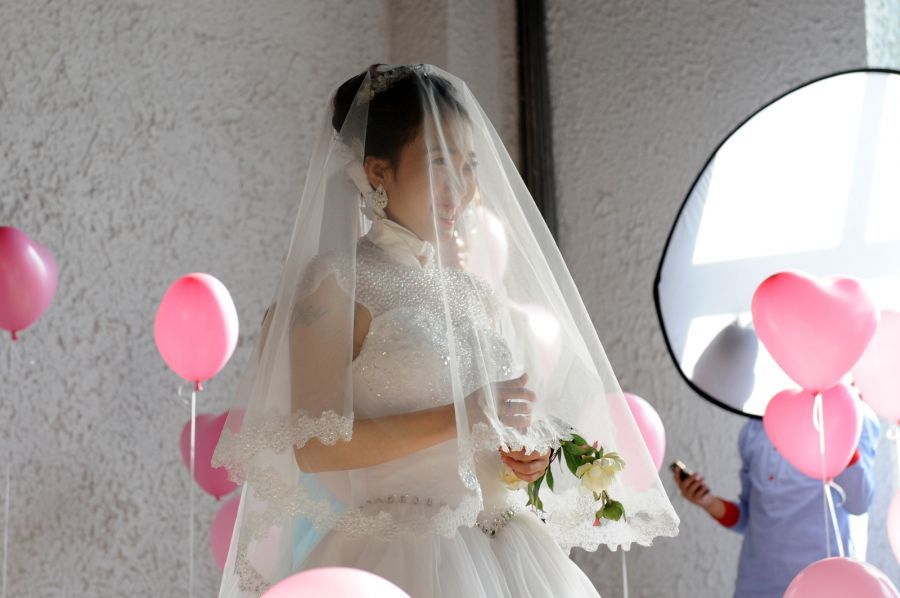 图片故事：没有新郎的婚礼