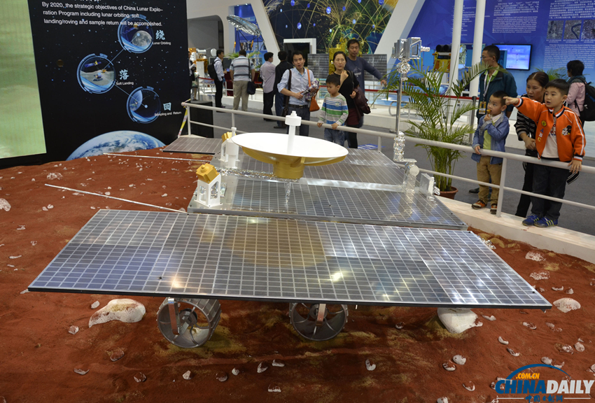 我国“火星车”在珠海航展首次与公众见面