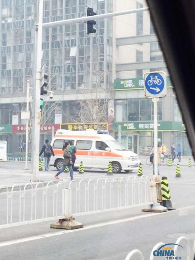 北京万达广场惊现大火