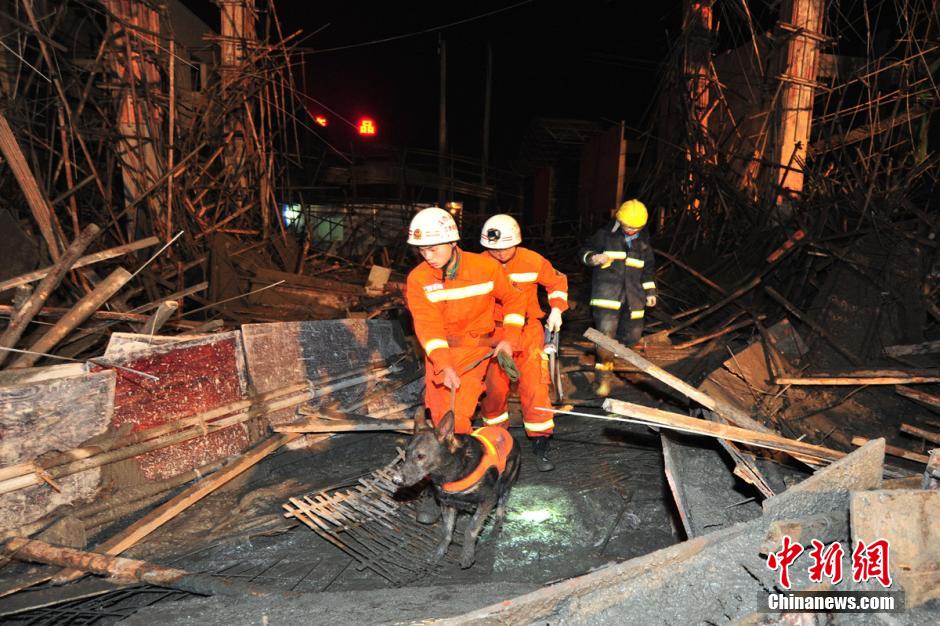 江西宜春一工地发生混凝土浇筑坍塌 7人受伤