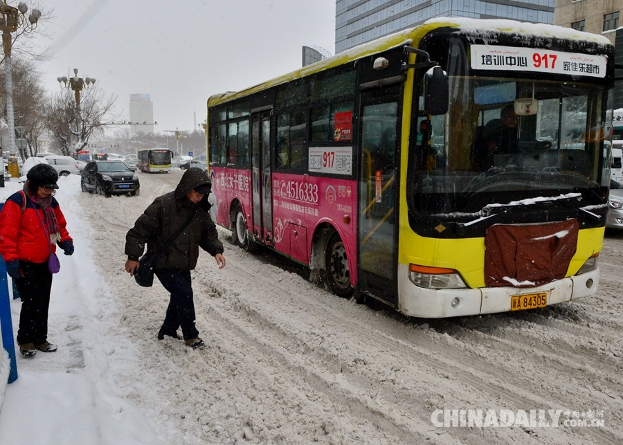 乌鲁木齐遭遇入冬以来最强降雪