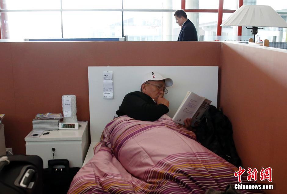 “睡眠体验区”亮相北京首都机场