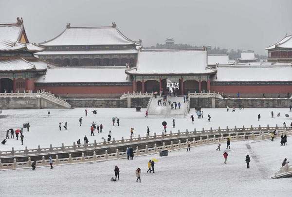 交通部门妥善应对暴雪 北京雪天道路交通运输安全顺畅