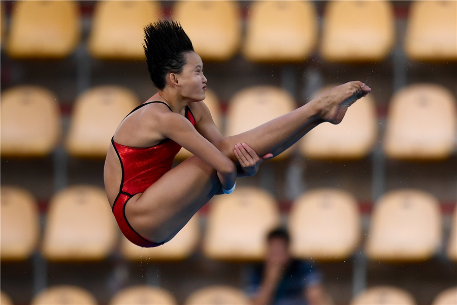 跳水女子10米台决赛 任茜、司雅杰包揽金银牌