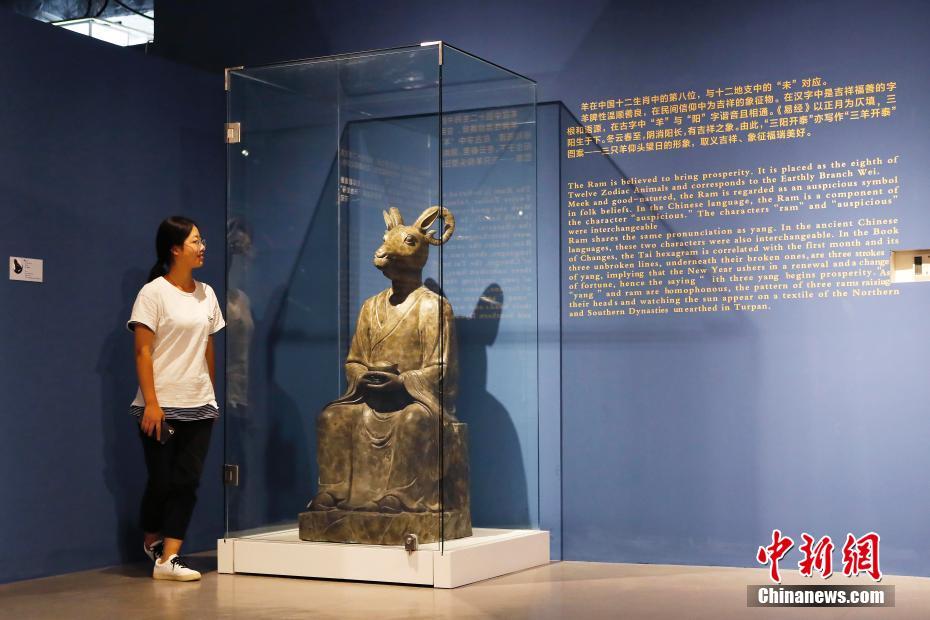 中国十二生肖文化遗珍展亮相上海