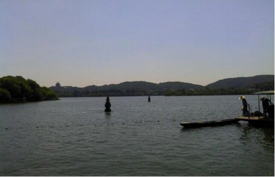 西湖三潭印月景观已恢复 系船只驾驶员操作失误