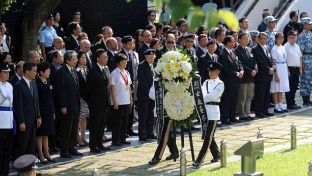 香港特区政府举行抗日战争胜利69周年纪念日活动