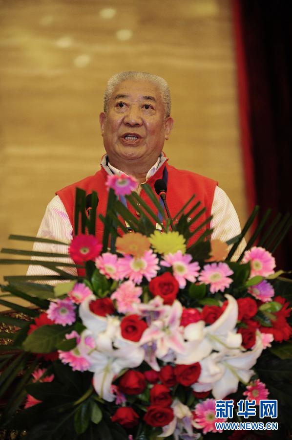 “2014·中国西藏发展论坛”在拉萨闭幕